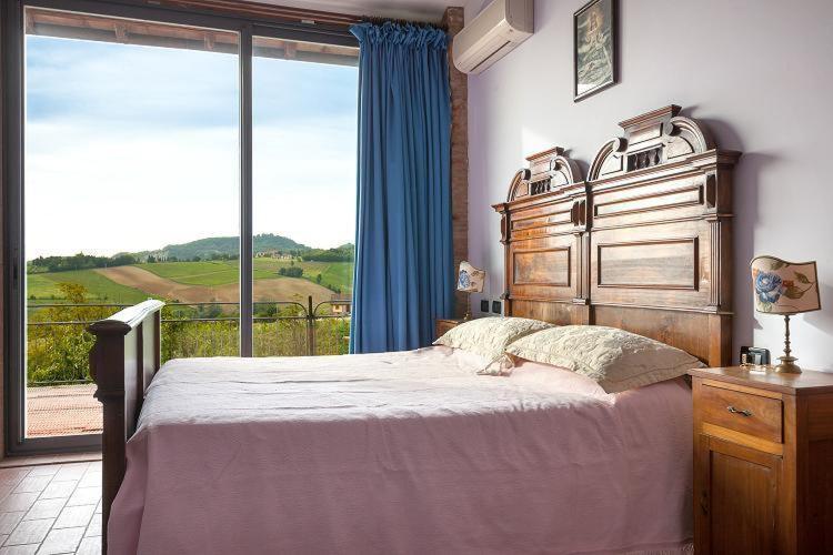 La Ca Dal Non Bioagriturismo - Alpenice Savignano sul Panaro الغرفة الصورة